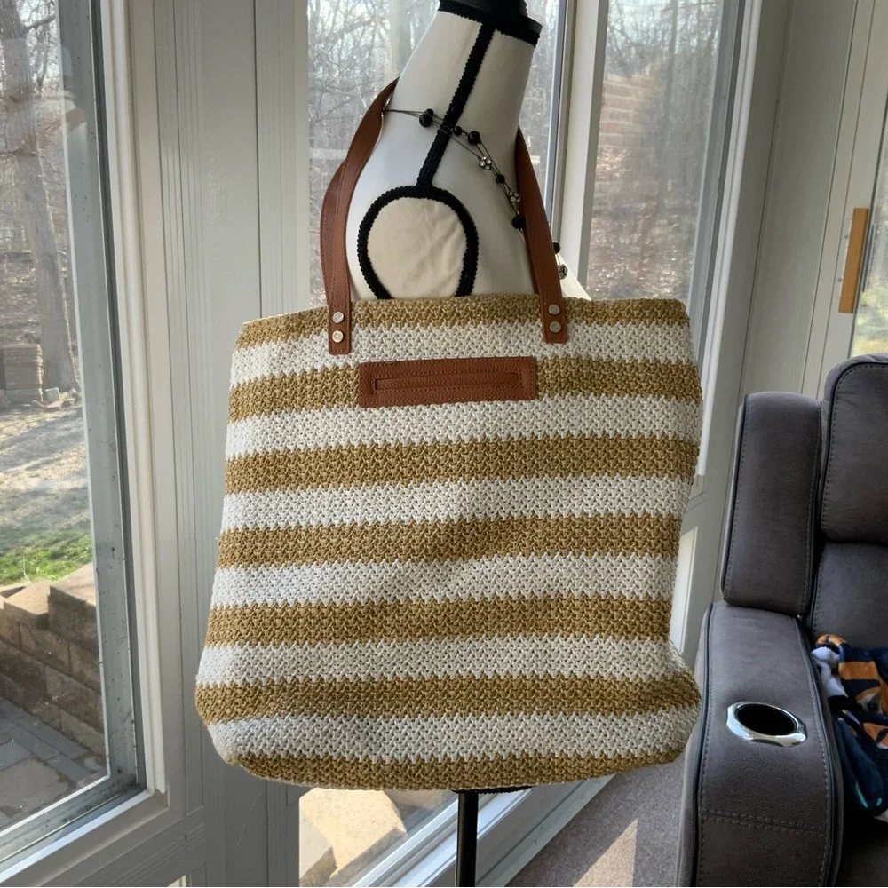 Thirty-one tote with matching clutch - Picture 8 of 8